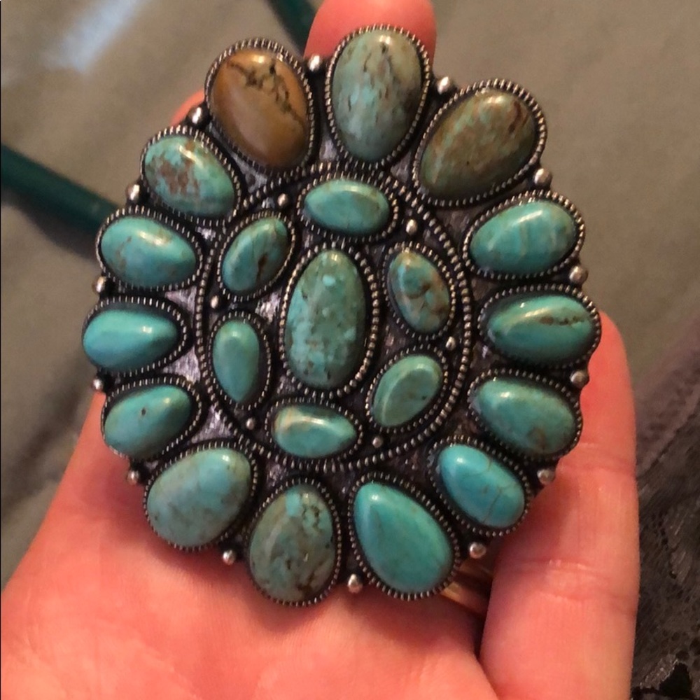 Pho Turquoise Clip on bracelet
